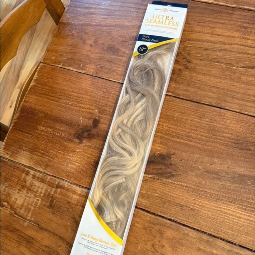 18" Ultra Seamless Clip In Hair Extensions Hair Extensions